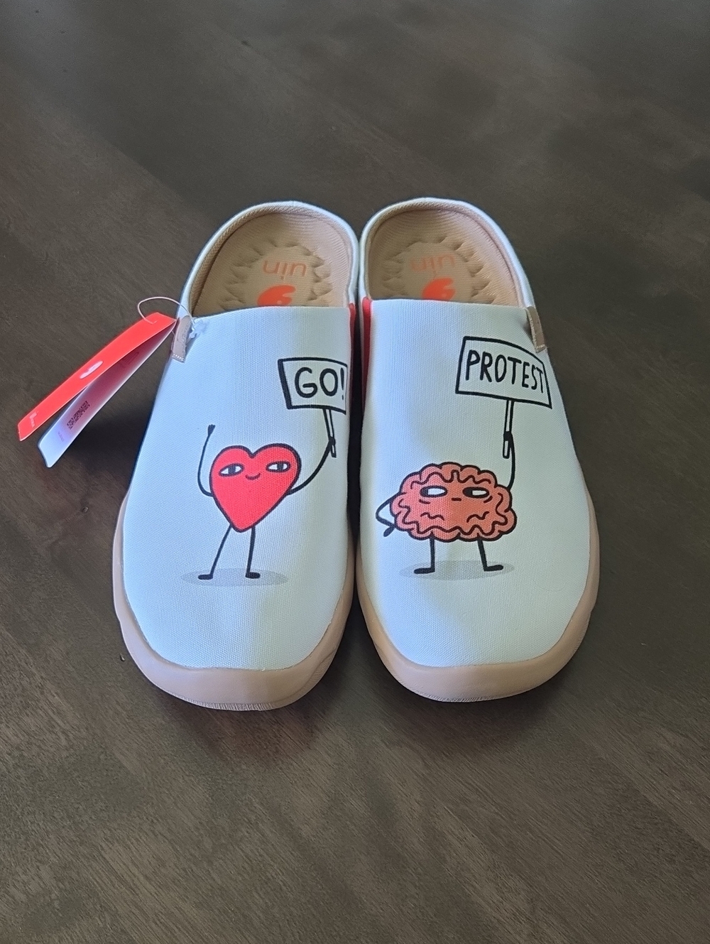 NWT Uin Love Wins Malaga Shoes Size 7.5
